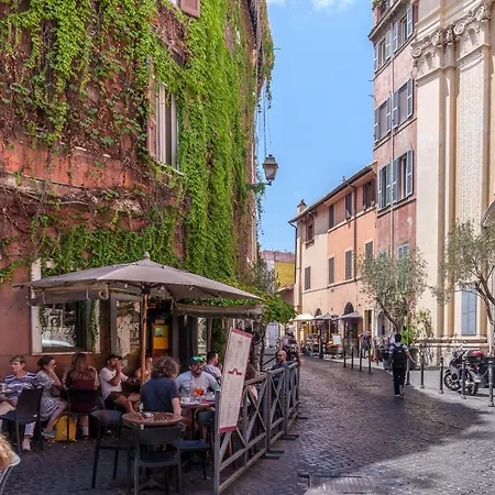 Le Lune Rome